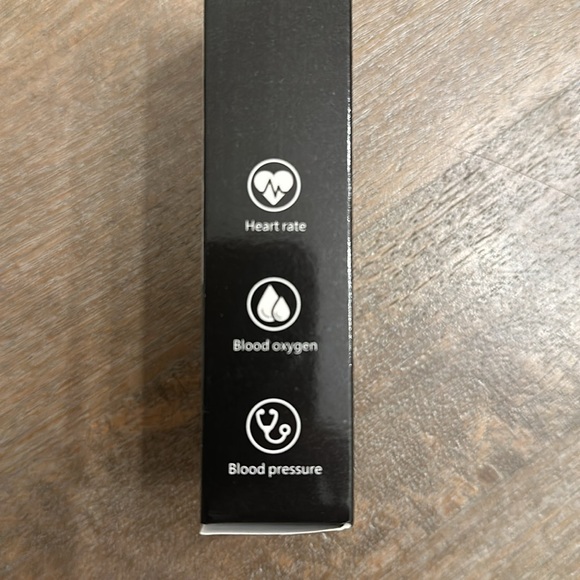 M4 Smart Bracelet - Picture 3 of 4